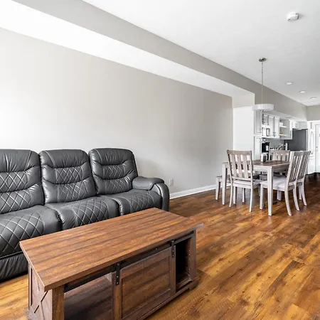 Luxury Downtown Townhome Unit 7 Cleveland Exterior photo