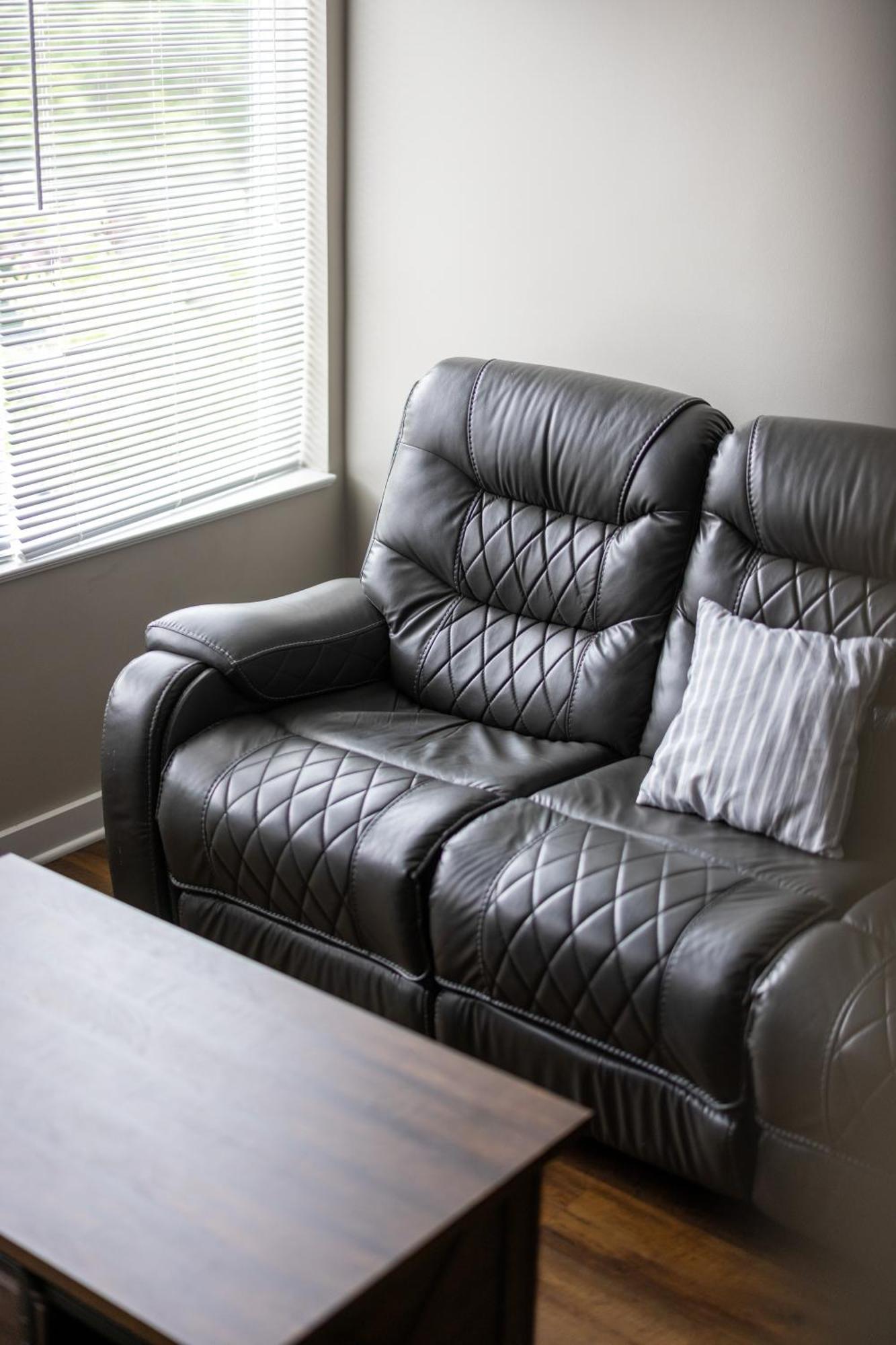 Villa Luxury Downtown Townhome Unit 7 Cleveland