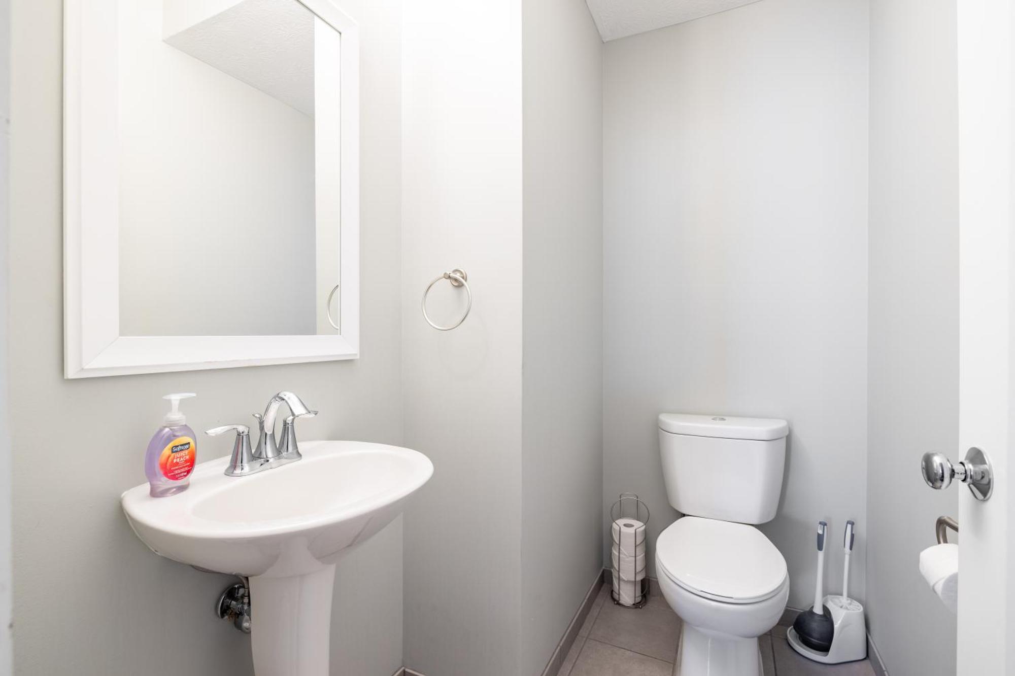 Luxury Downtown Townhome Unit 7 Villa *